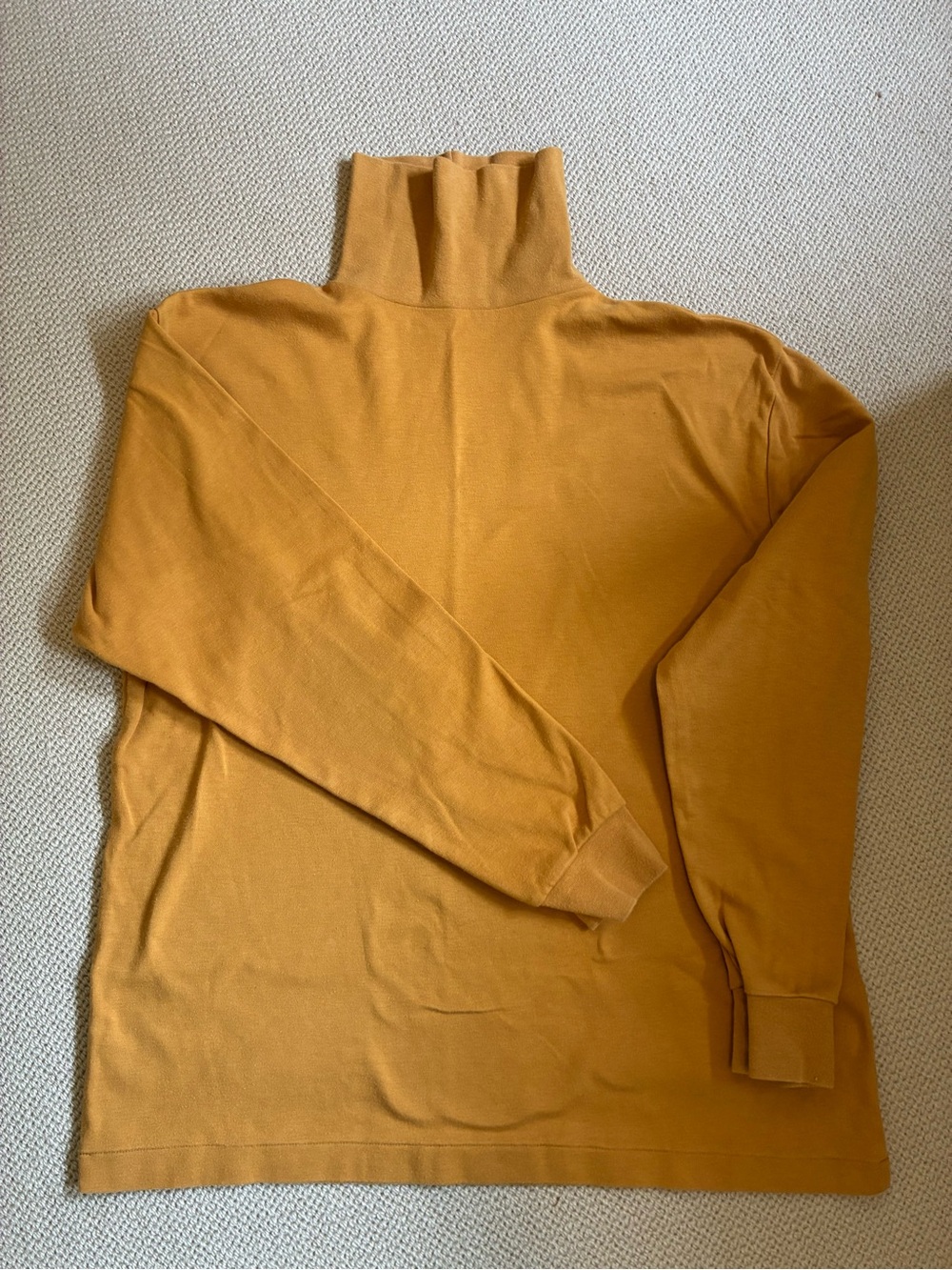 GAP Yellow Gold Turtleneck Long Sleeve Tee M